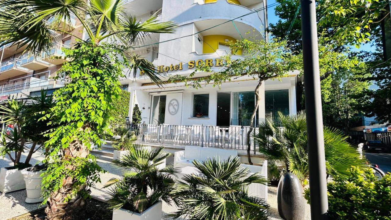 Hotel Sorriso Cattolica Esterno foto