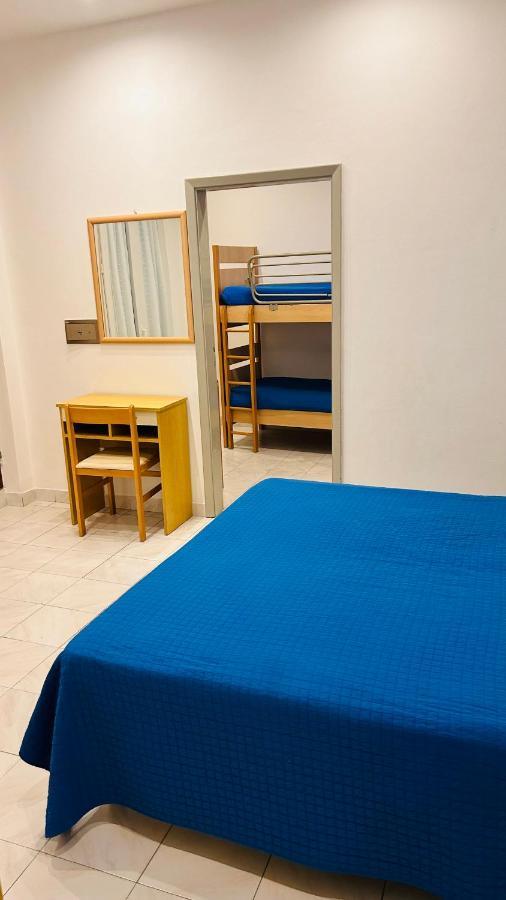 Hotel Sorriso Cattolica Esterno foto