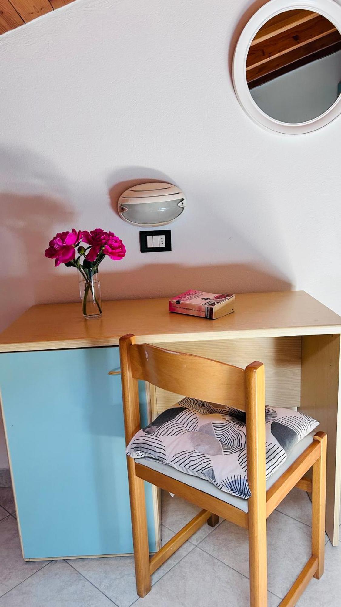 Hotel Sorriso Cattolica Esterno foto
