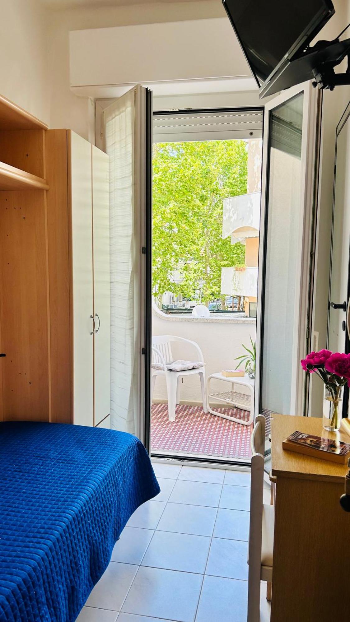 Hotel Sorriso Cattolica Esterno foto